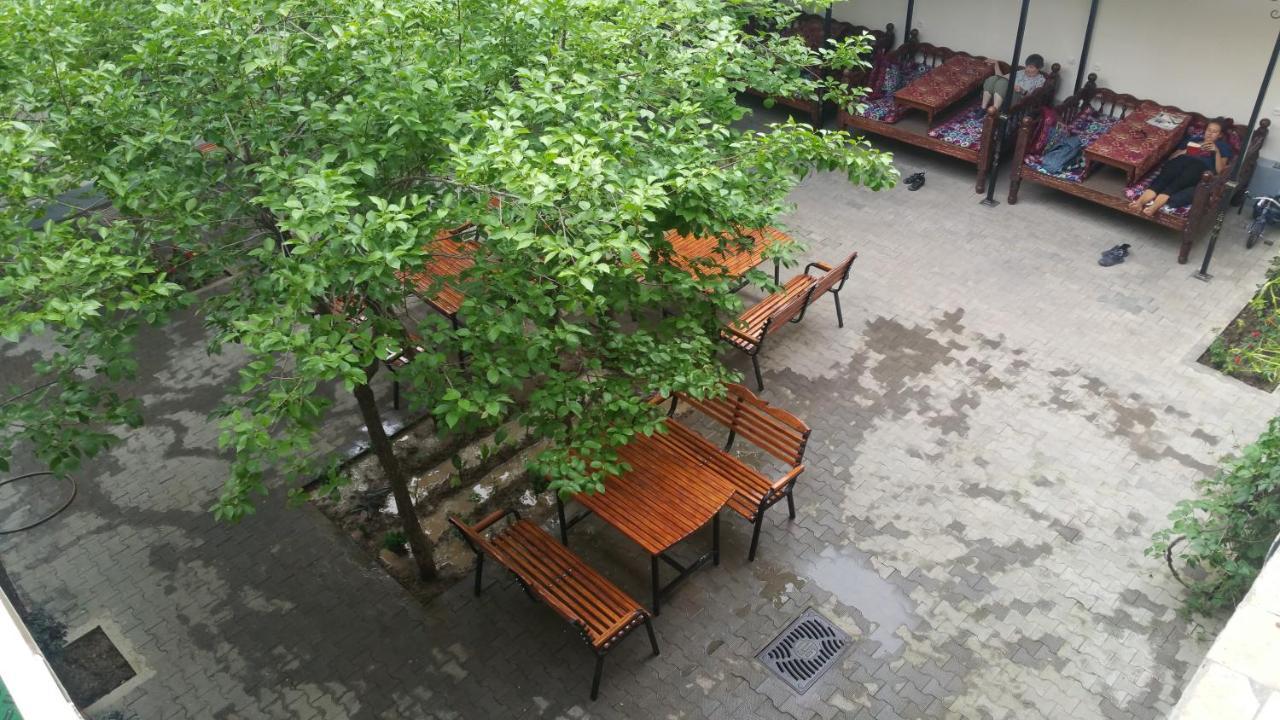 Gulnara Guesthouse Tashkent Exterior foto
